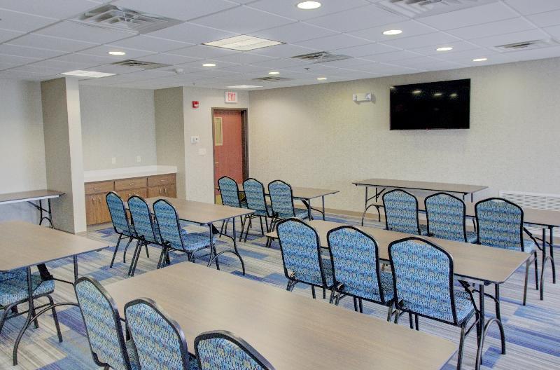 Holiday Inn Express & Suites Le Mars By Ihg Exterior foto